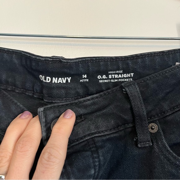 Old Navy High-Rise Button-Fly OG Straight Distressed Jeans - Picture 5 of 5